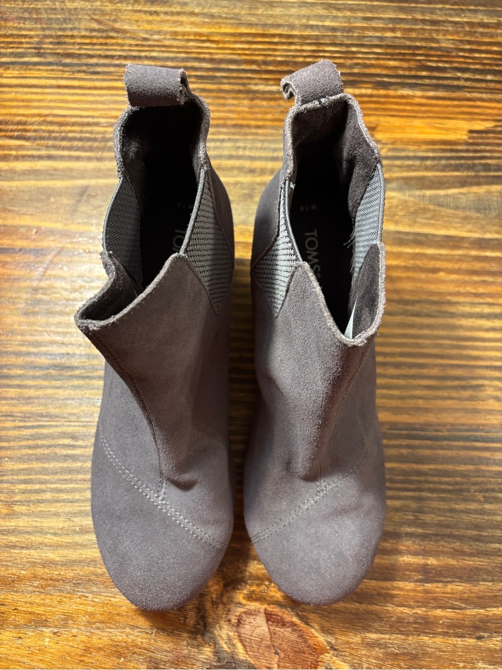 TOMS Gray Suede Wedge Ankle Booties Size 7.5 Pull-On Chelsea Style